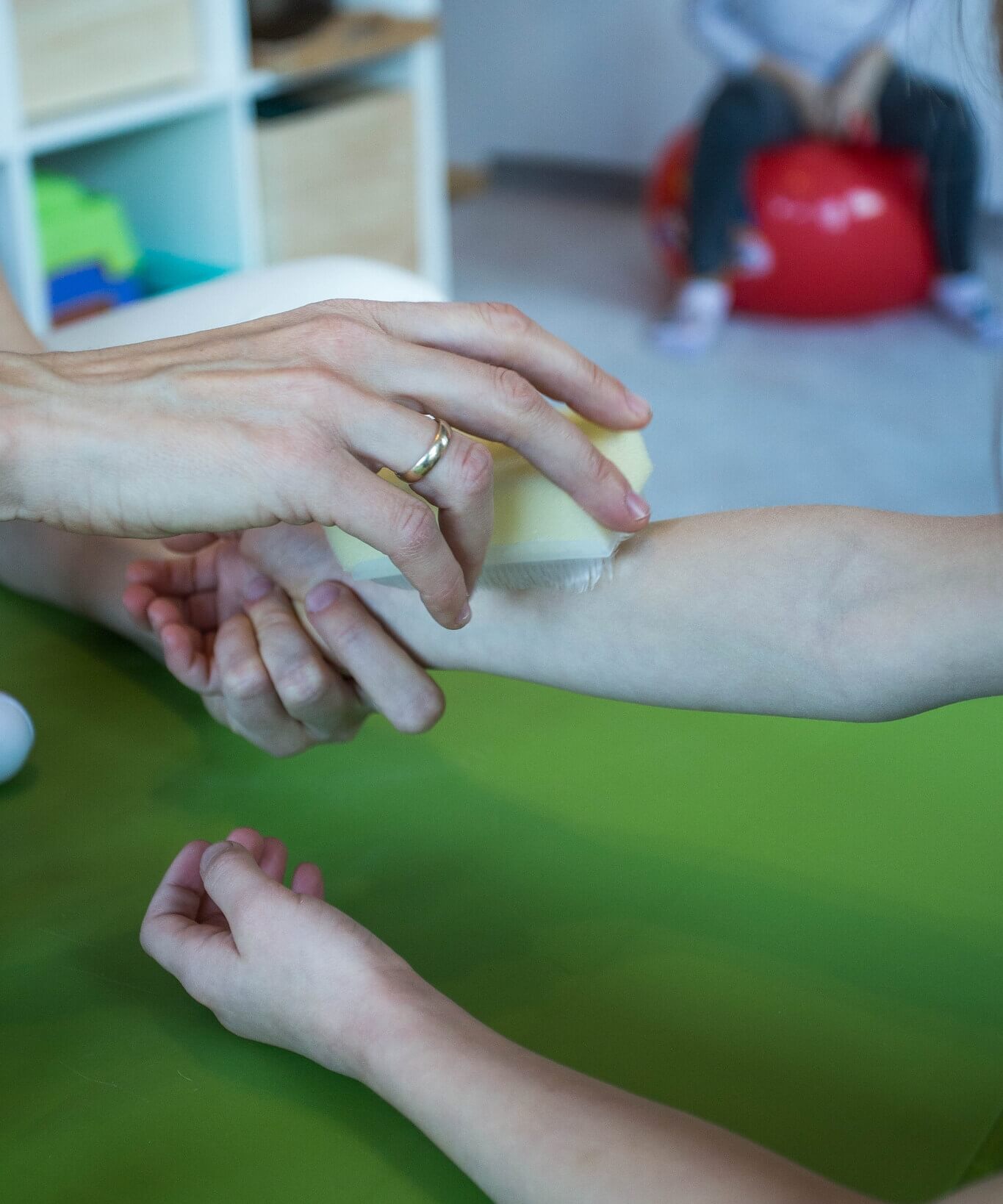 25-fikolek-katarzyna-kowalowka-integracja-sensoryczna-fizjoterapia-dzieci-krakow